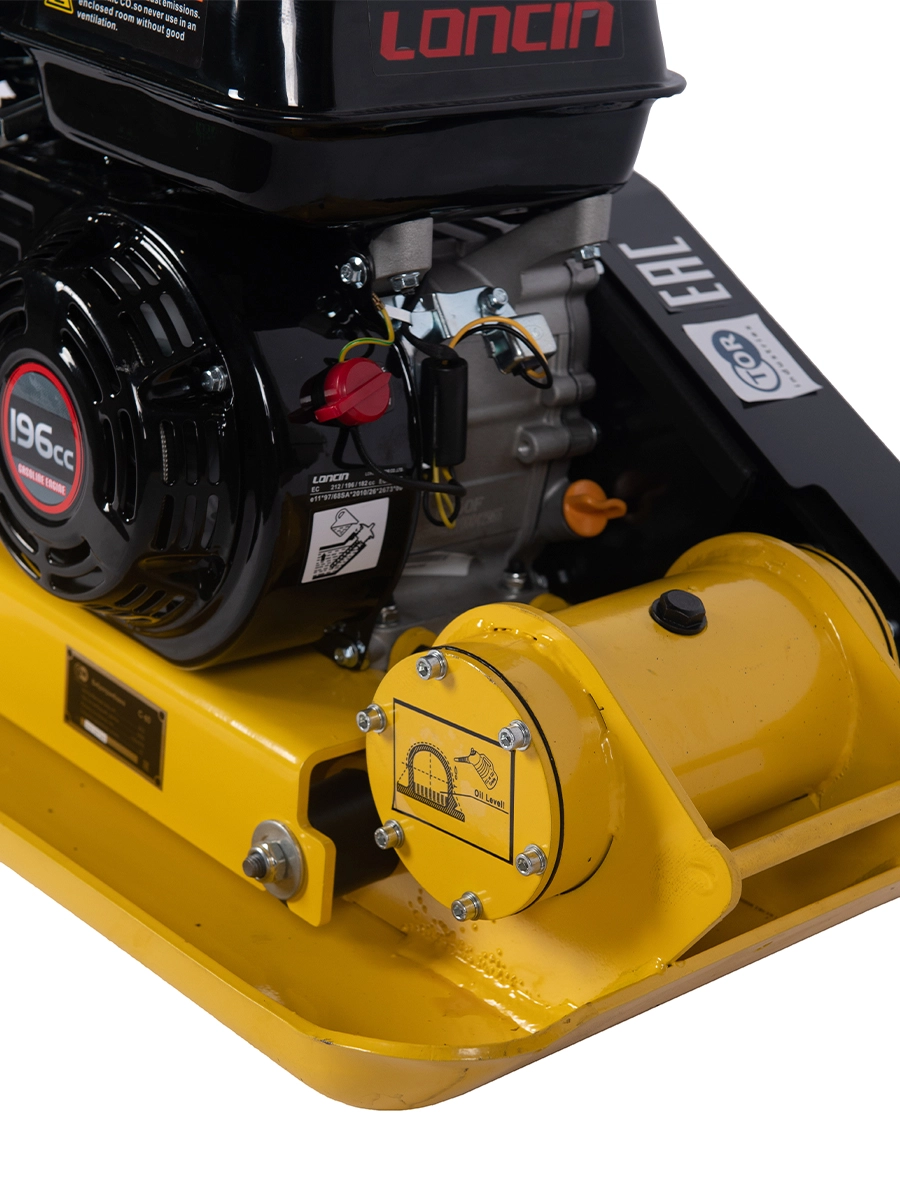 Виброплита 60 кг, 10,5кН (Loncin) без бака, коврик, колесный комплект TOR C-60