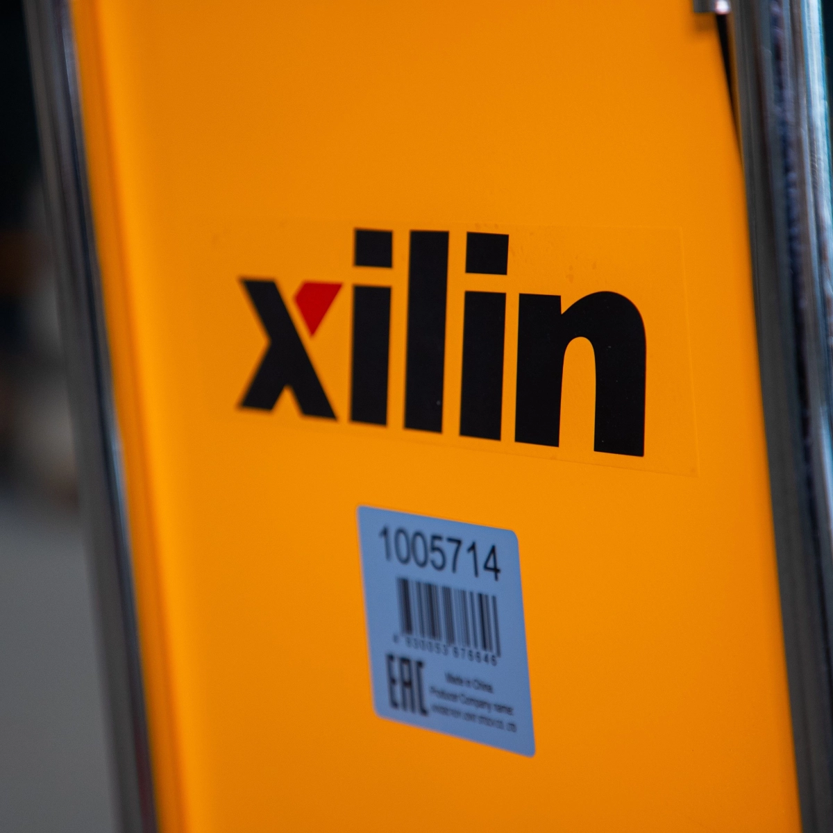 Стол подъемный передвижной 150 кг 302-1100 мм (700х450 мм) XILIN SPS150