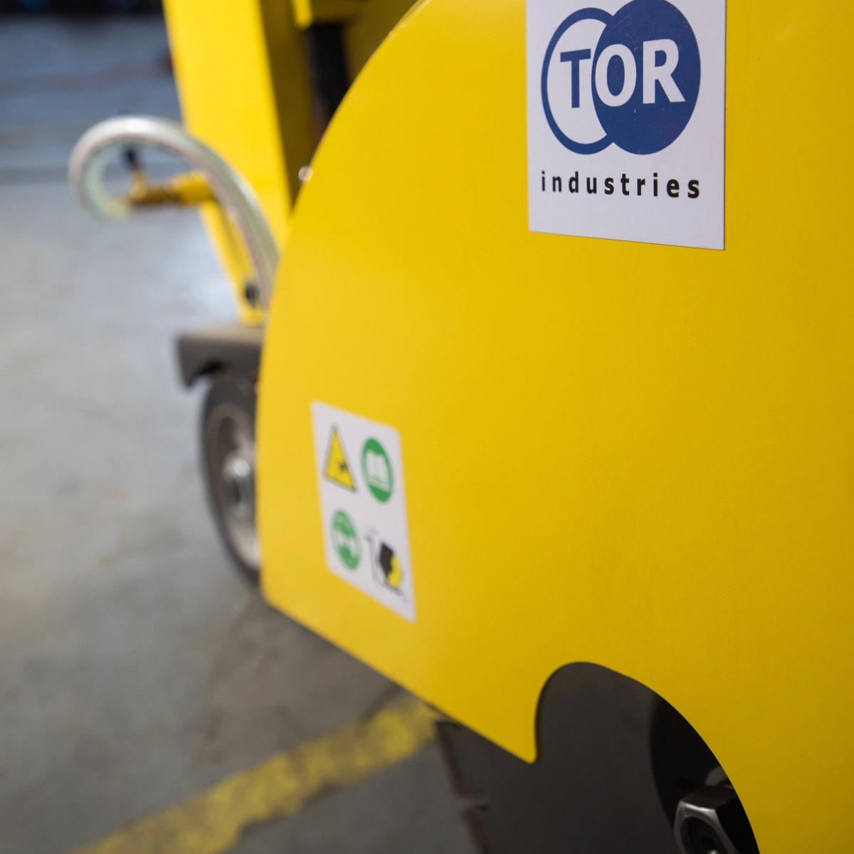 Швонарезчик бензиновый (Loncin) TOR CC-400 PRO