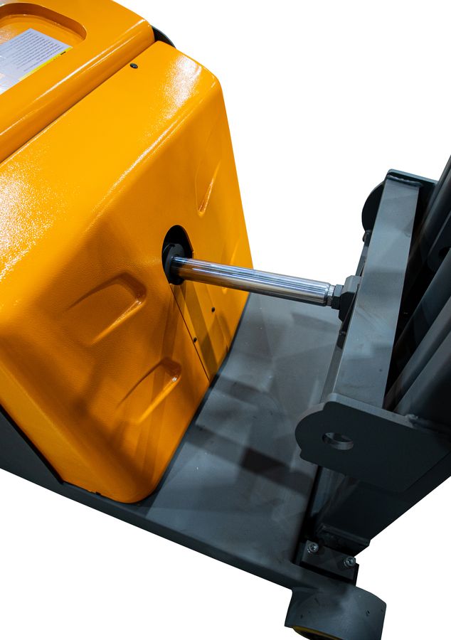 Штабелер самоходный 1,0 т 3,0 м XILIN CPD10W с наклоном мачты и противовесом 24/105 В/Ач