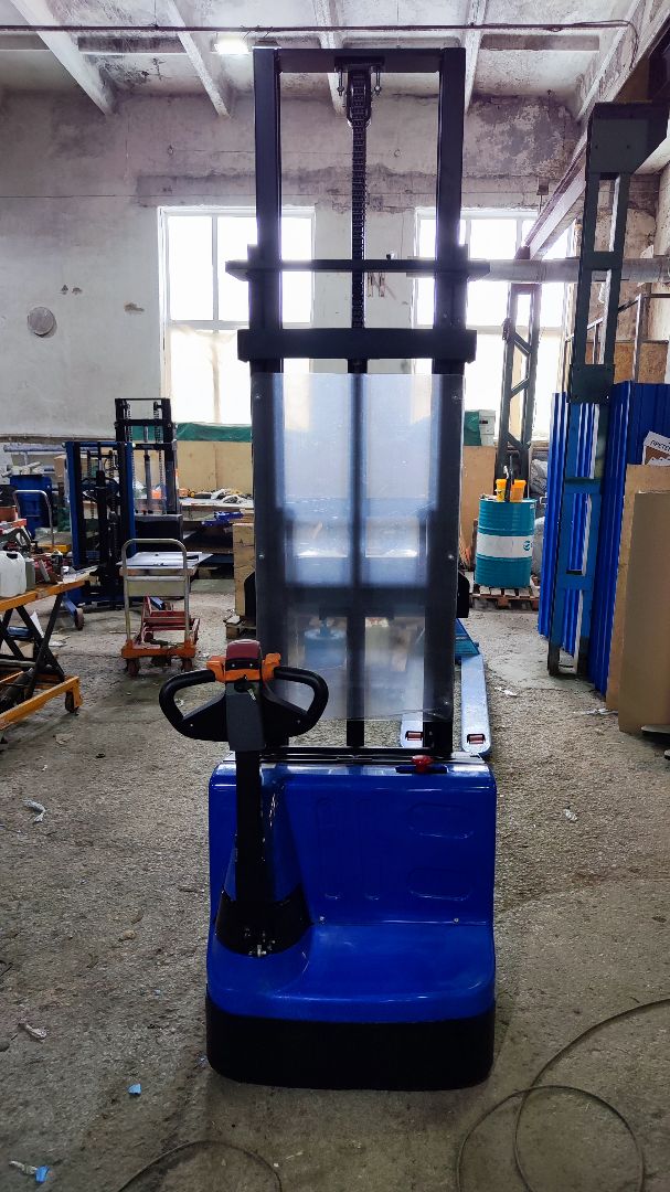 Штабелер самоходный 2,0 т 3,5 м TOR CDD2035-WS (сопровождаемый) (к/у II) (з/н 000024254) (арт. 1022054)