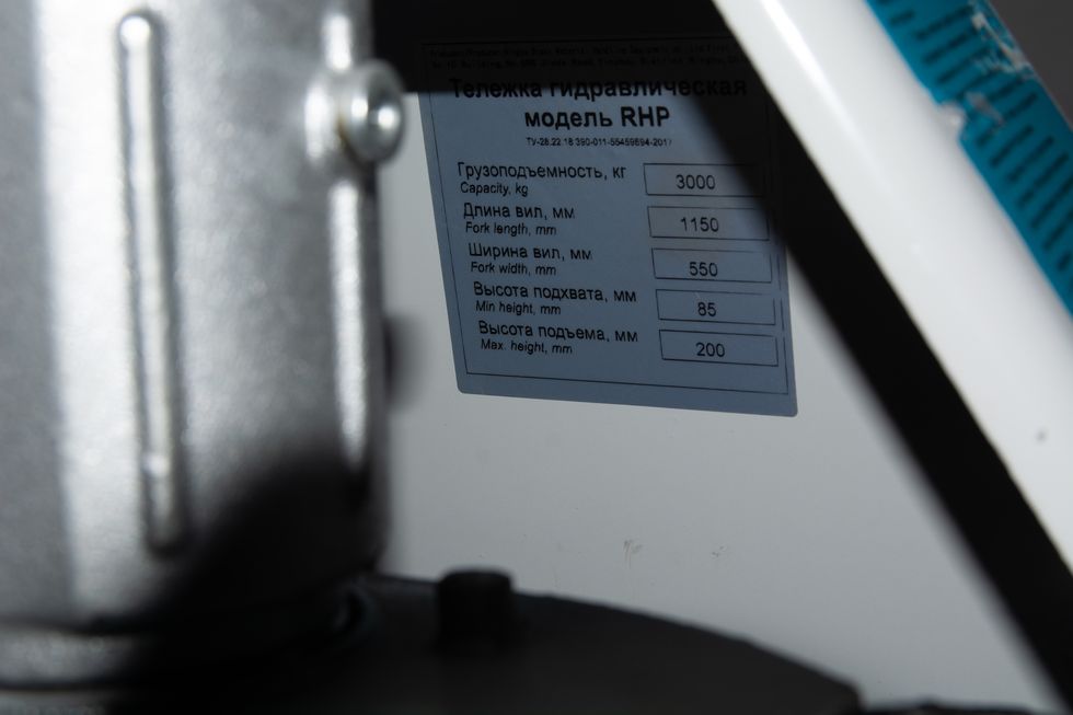 Тележка гидравлическая 3000 кг 1150 мм полиуретановые колеса TOR RHP(BF) PRO