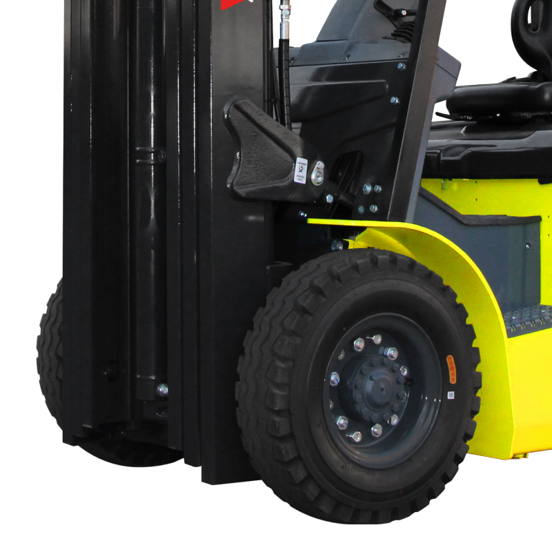 Электрический погрузчик YETT CPD15-A3LIH4-M-M350-3W