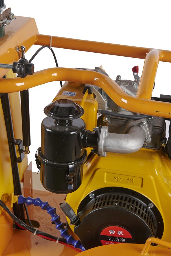 Швонарезчик дизельный TOR HQR500