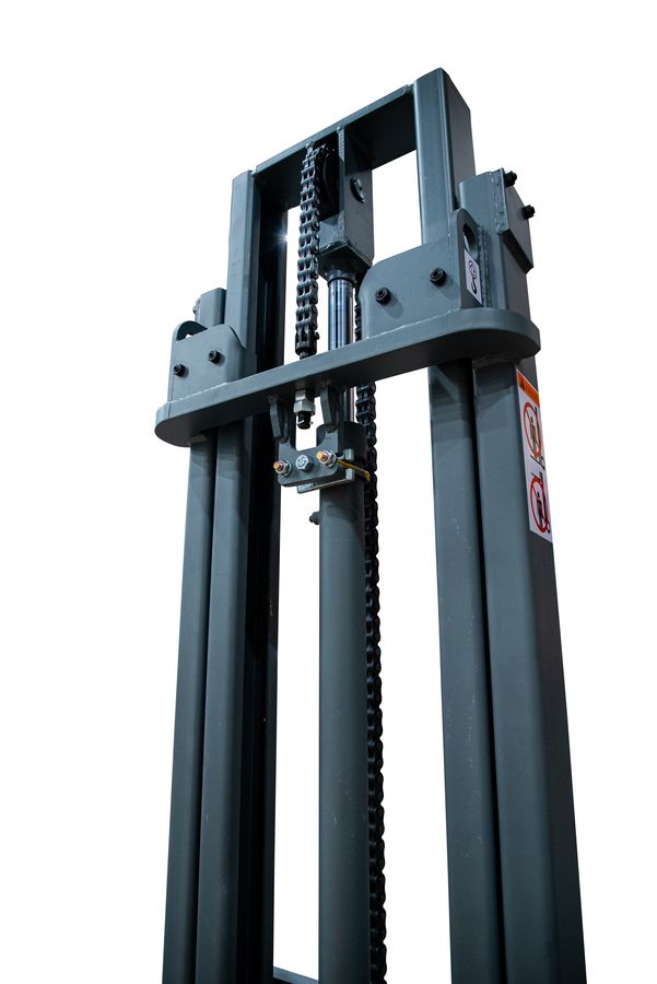 Штабелер самоходный 1,0 т 3,0 м XILIN CPD10W с наклоном мачты и противовесом 24/105 В/Ач