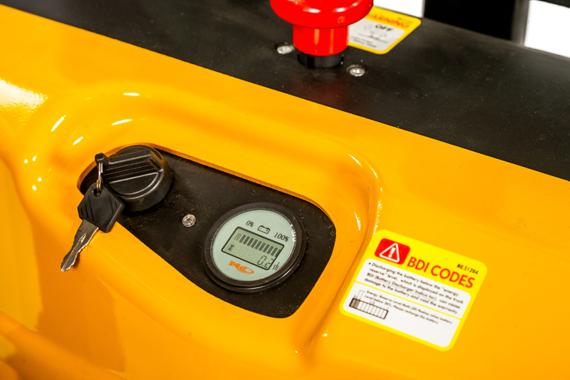 Штабелер самоходный 1,5 т 2,5 м TOR WS15SL-2500 (сопровождаемый)