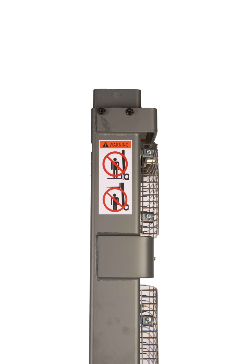 Штабелер самоходный 1,5 т 3,0 м XILIN CDD15R-EN 24/105 В/Ач с раздвижными вилами