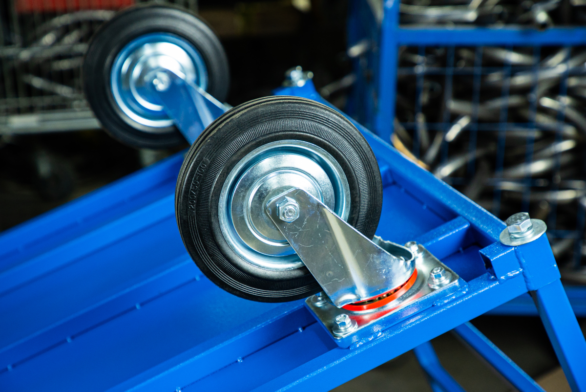 Тележка платформенная TOR ТП-5 (750х1800) г/п 555 кг (200 мм)