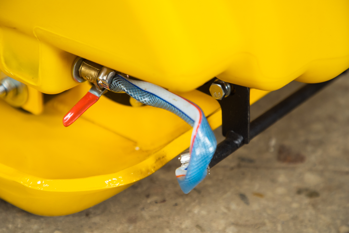 Виброплита 85 кг, 13кН (LCT) бак, коврик, колесный комплект TOR T-80