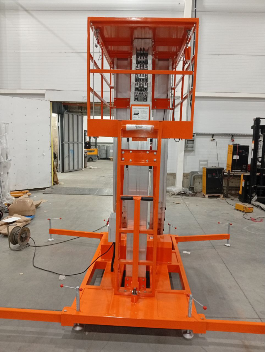 Подъемник мачтовый аккумуляторный 250 кг, 12/14 м, 24/80 В/Ач TOR GTWY12-320 DC 3-мачтовый