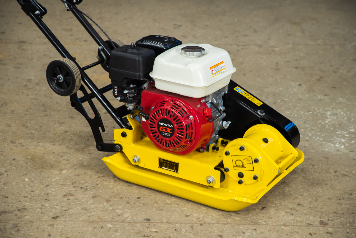 Виброплита 80 кг, 16кН (Honda) без бака колесный комплект TOR C-90L