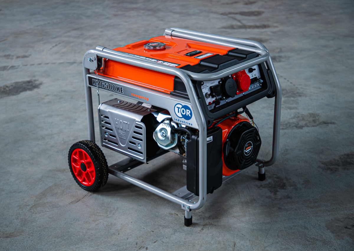 Генератор бензиновый 5,0 кВт 220В/380В с электростартером TOR KM6500HE