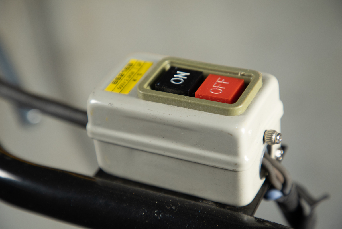 Затирочная машина электрическая 870мм TOR DMR 900