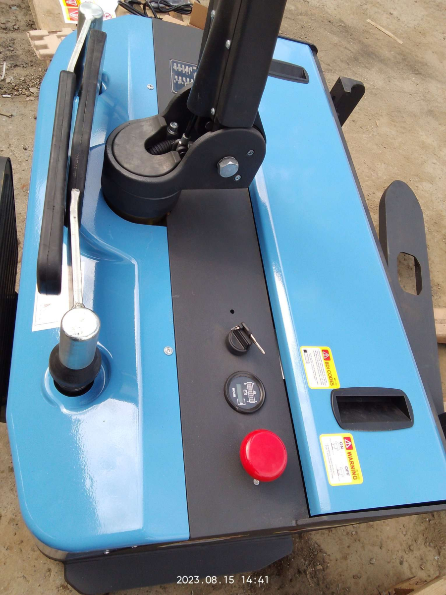 Штабелер самоходный 2,0 т 6,2 м TOR ES20T4 24/210 В/Ач ЭУР, Curtis, H-мачта (с платформой)