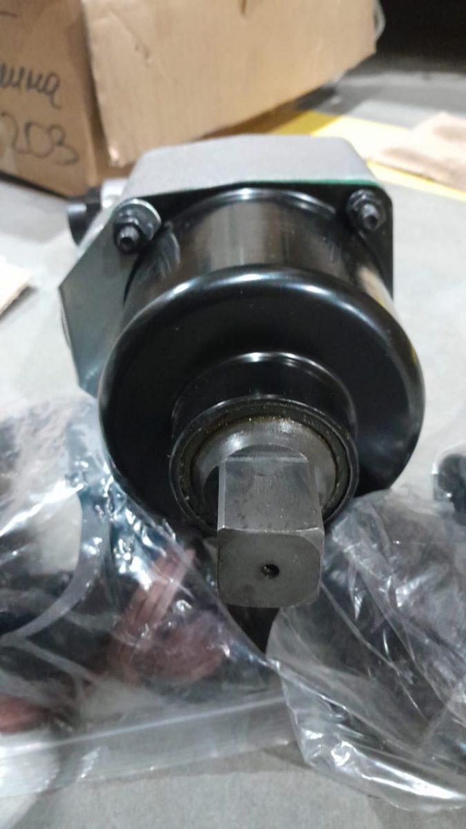 Гайковёрт пневматический ИП-3128МС