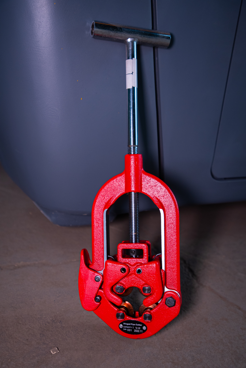 Труборез с хомутной защелкой TOR GH2S для стальных труб 1/2- 2 1/2