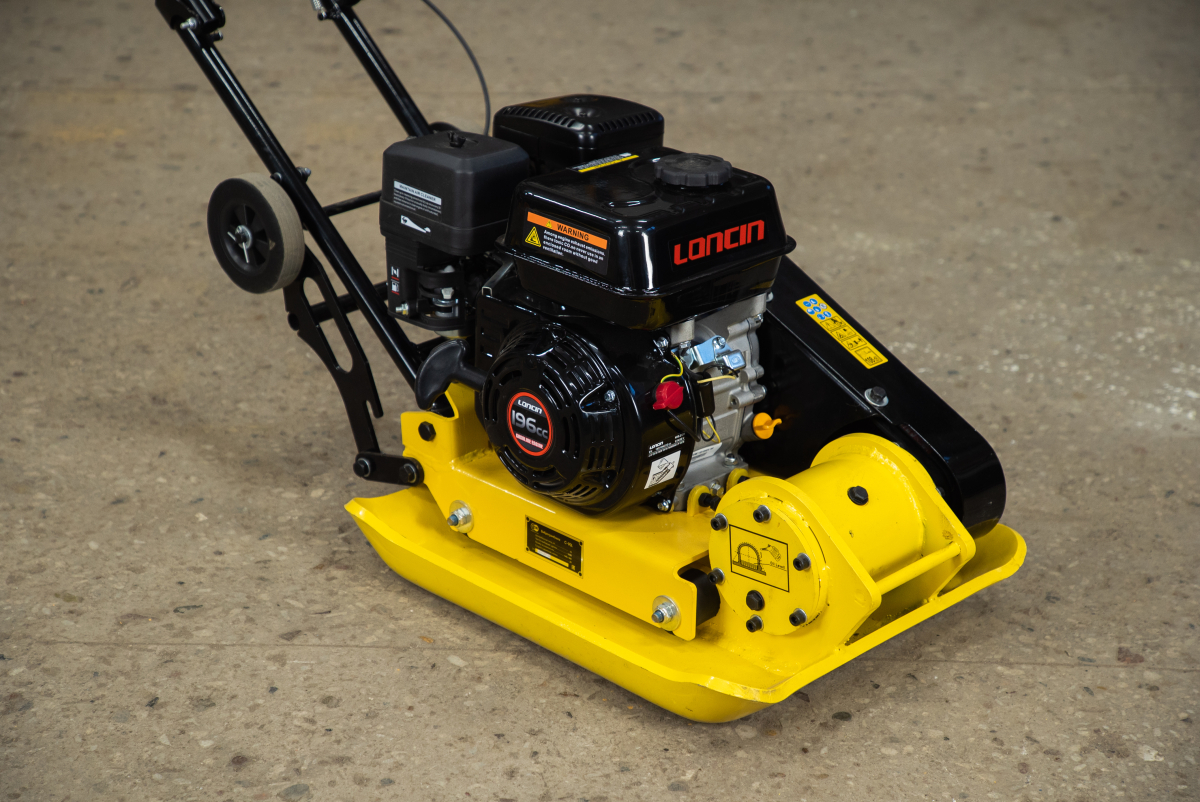 Виброплита 80 кг, 16кН (Loncin) без бака, колесный комплект TOR C-90L