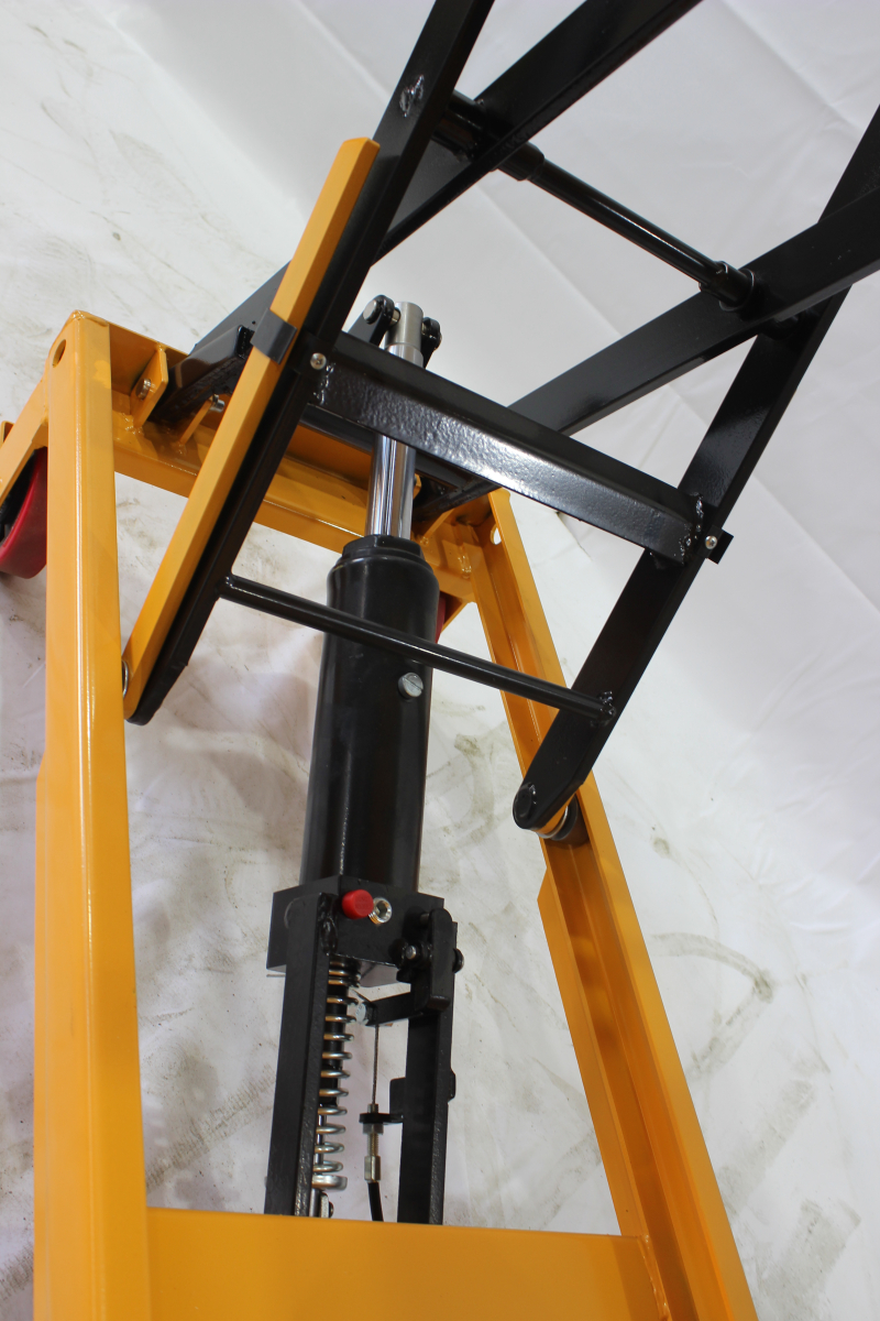 Стол подъемный передвижной 300 кг 340-900 мм (855х500 мм) XILIN SP300A