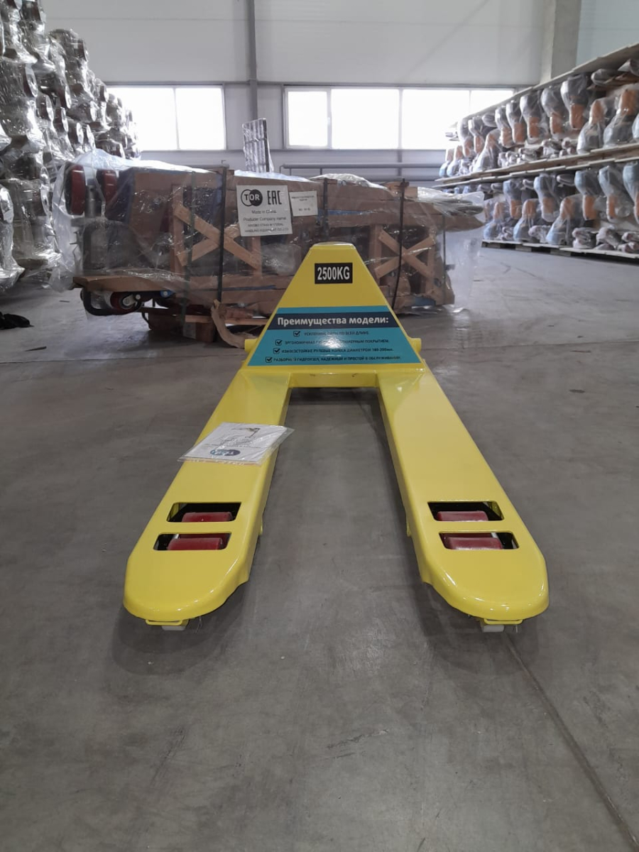 Тележка гидравлическая 2500 кг 1150 мм полиуретановые колеса TOR AC (серия J)