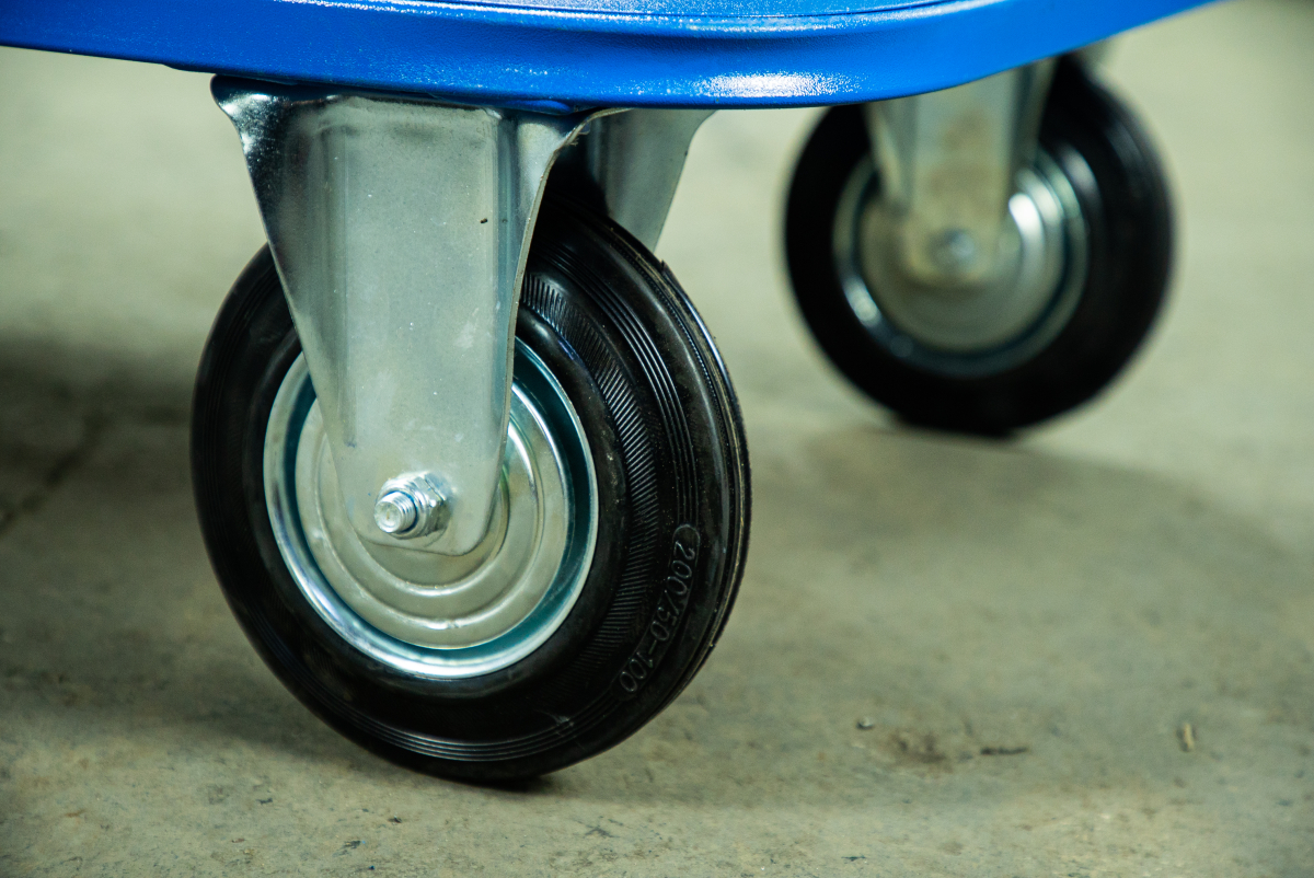 Тележка платформенная TOR ТП-6 (800х1200) г/п 555 кг (200 мм)