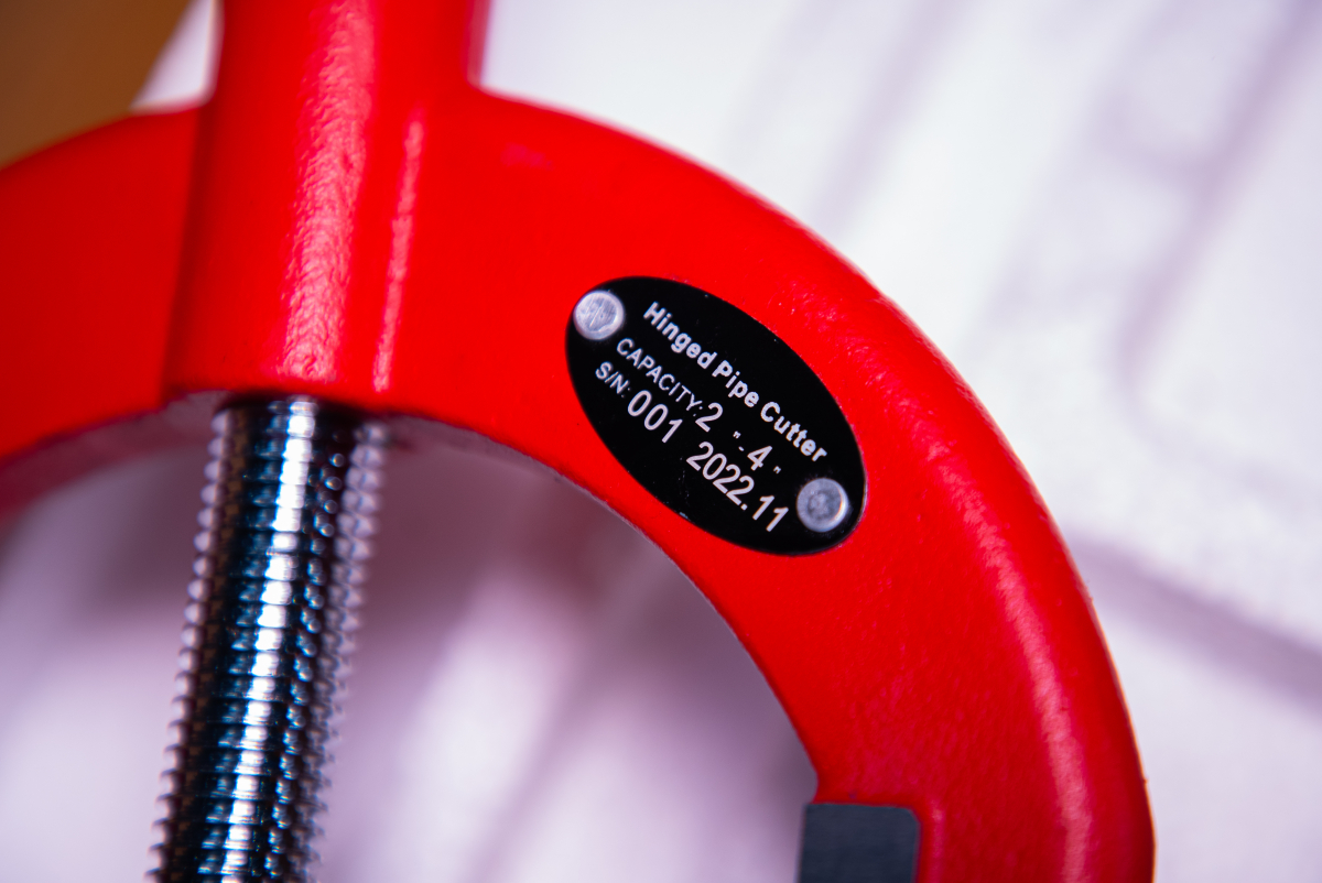 Труборез с хомутной защелкой TOR GH4S для стальных труб 2- 4