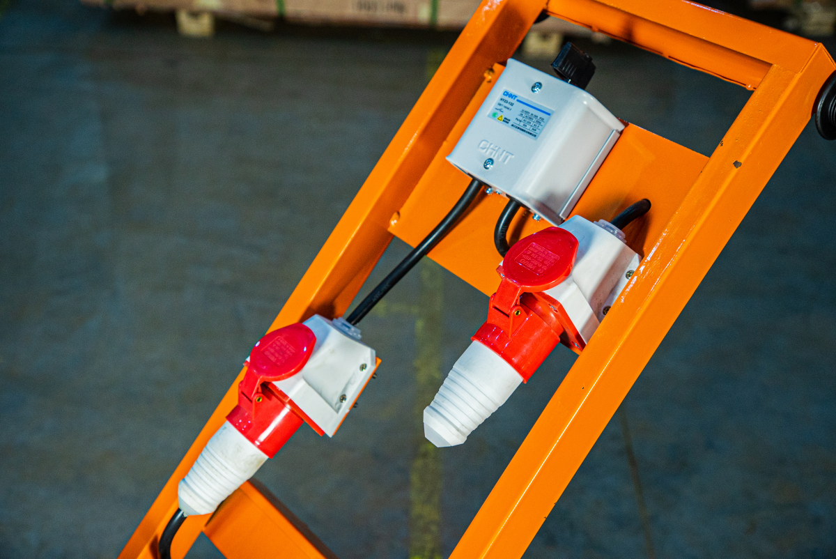 Машина мозаично-шлифовальная  4 кВт, 380В TOR GM600VC с пылесосом