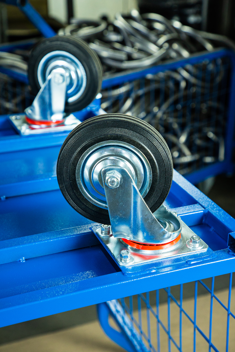 Тележка платформенная TOR ТП-3С (700х1200) с бортами из сетки и двумя ручками (колеса 160 мм)