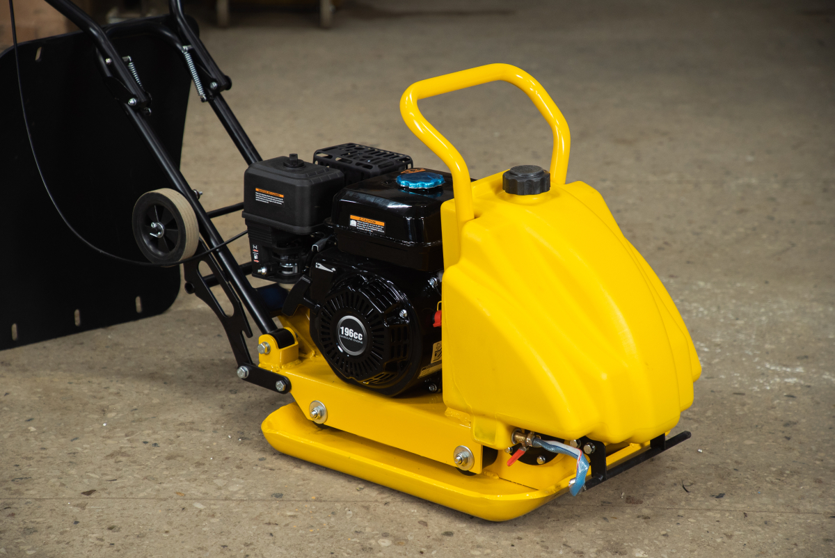 Виброплита 85 кг, 13кН (LCT) бак, коврик, колесный комплект TOR T-80